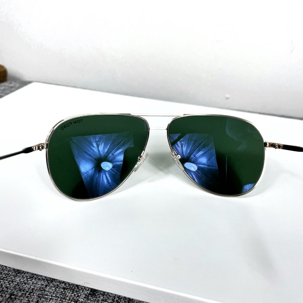 Tom Ford Unisex Aviator Sunglasses - Picture 9 of 10